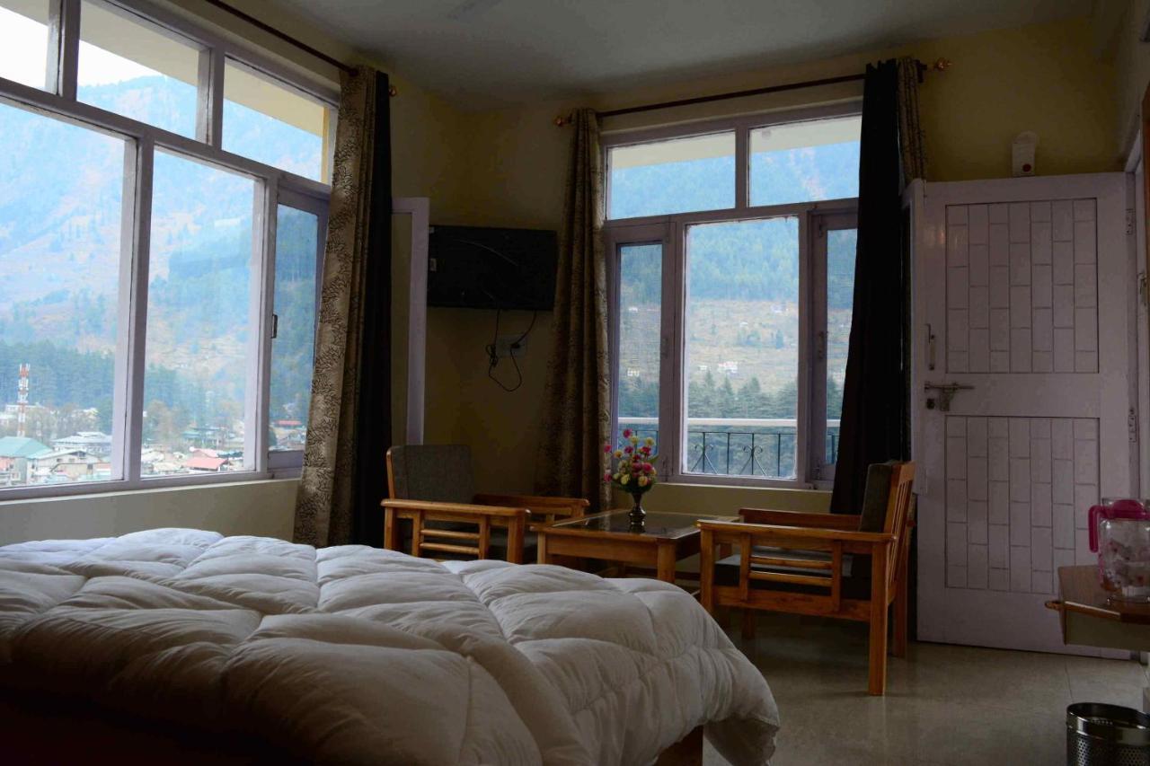 Ambika Bliss Bed and Breakfast Manāli Exteriör bild